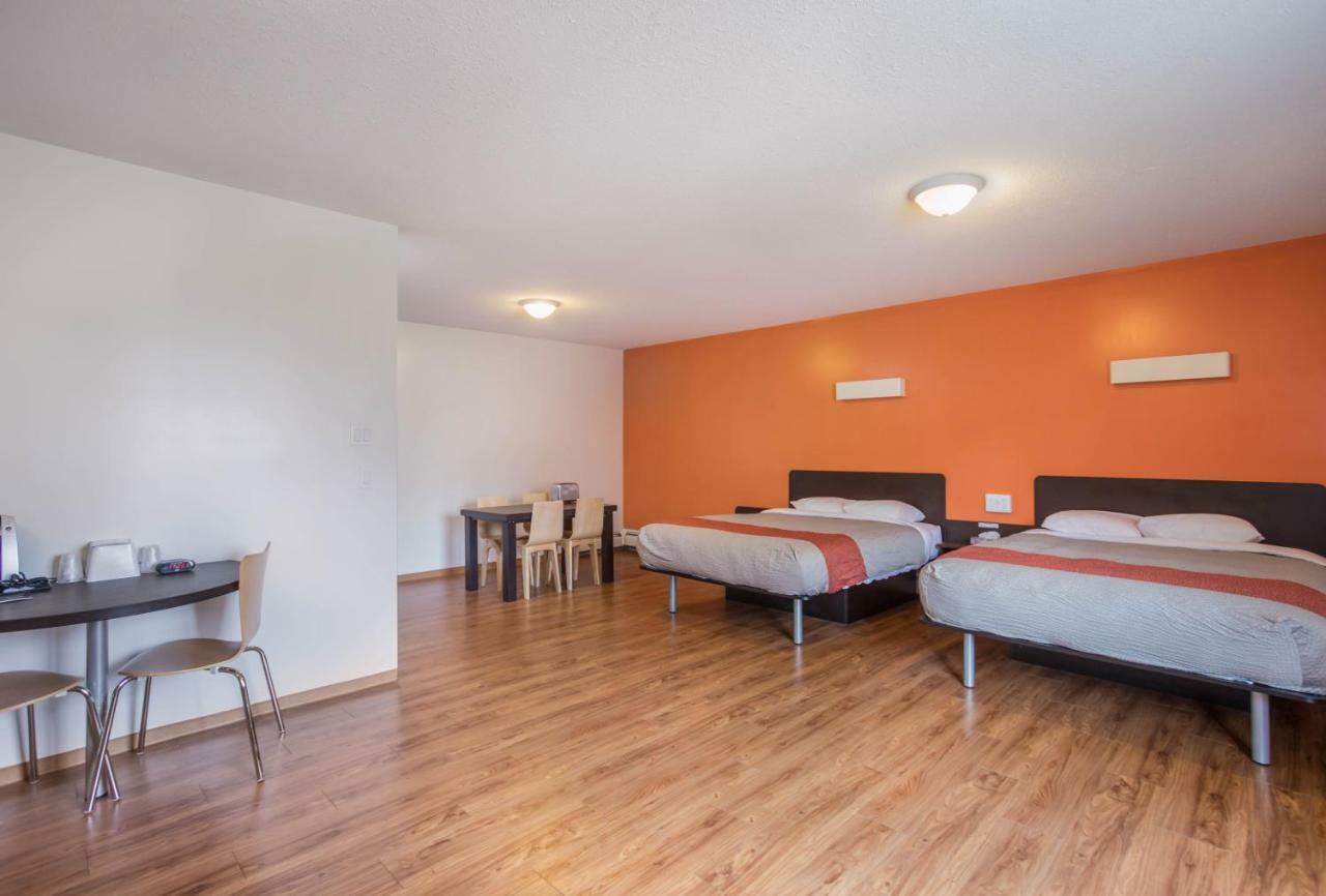 Motel Bo-Camrose, Ab المظهر الخارجي الصورة