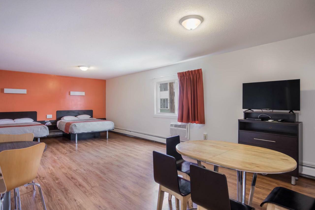 Motel Bo-Camrose, Ab المظهر الخارجي الصورة