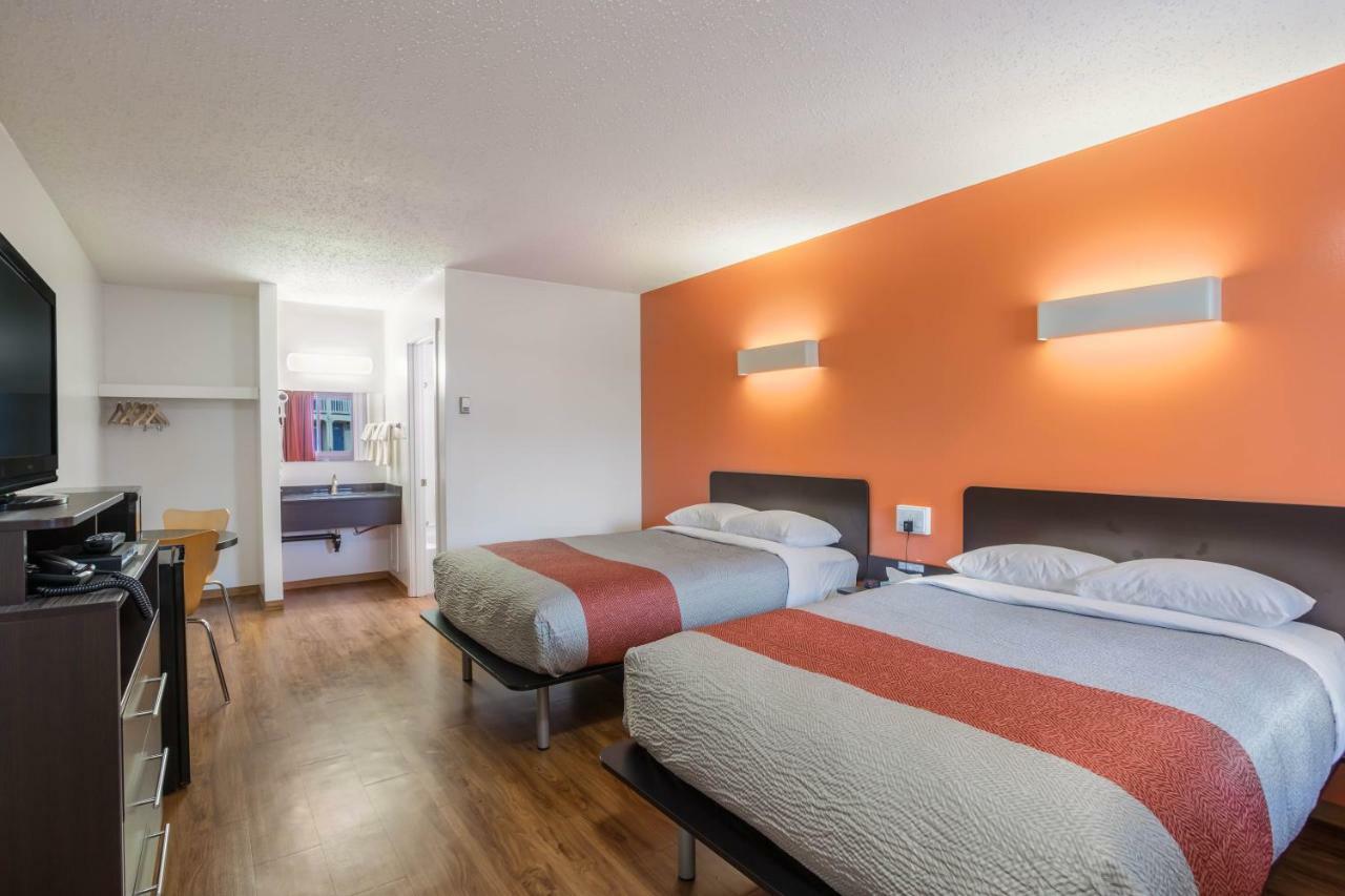 Motel Bo-Camrose, Ab المظهر الخارجي الصورة