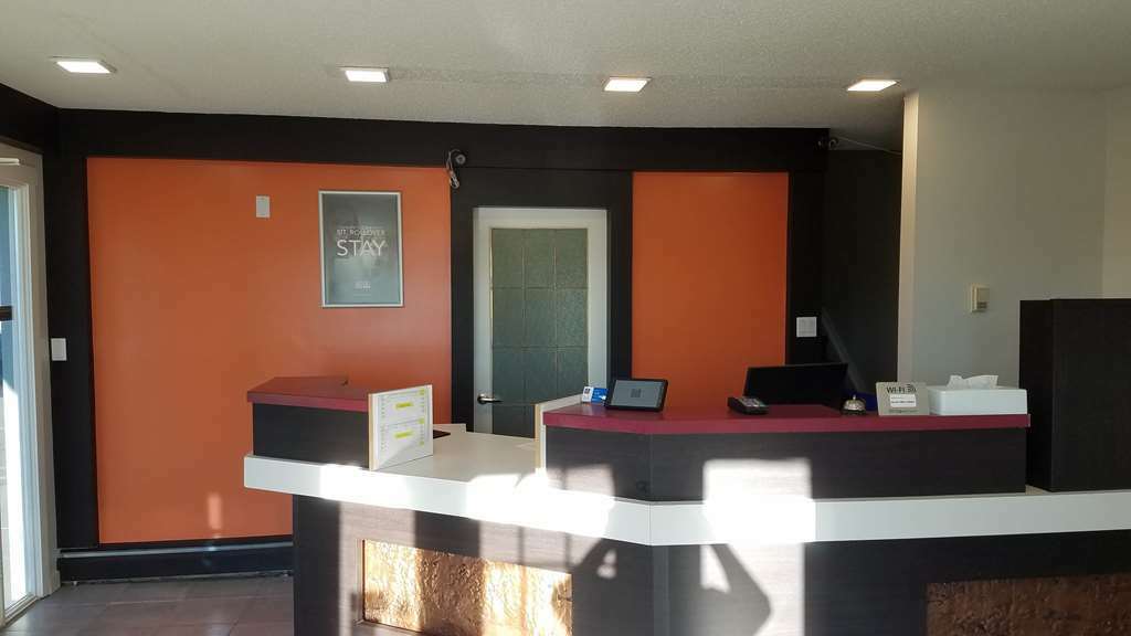Motel Bo-Camrose, Ab المظهر الداخلي الصورة