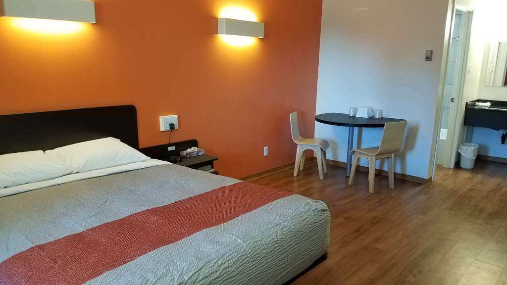 Motel Bo-Camrose, Ab الغرفة الصورة
