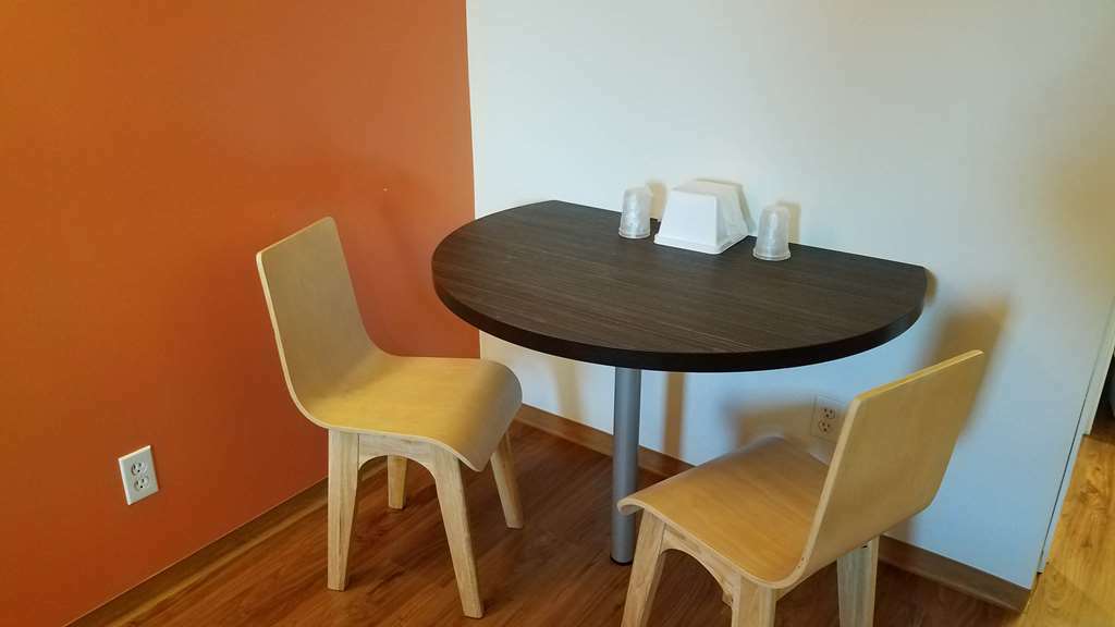 Motel Bo-Camrose, Ab الغرفة الصورة